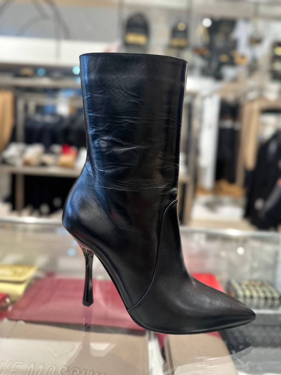 Ботильоны Moschino