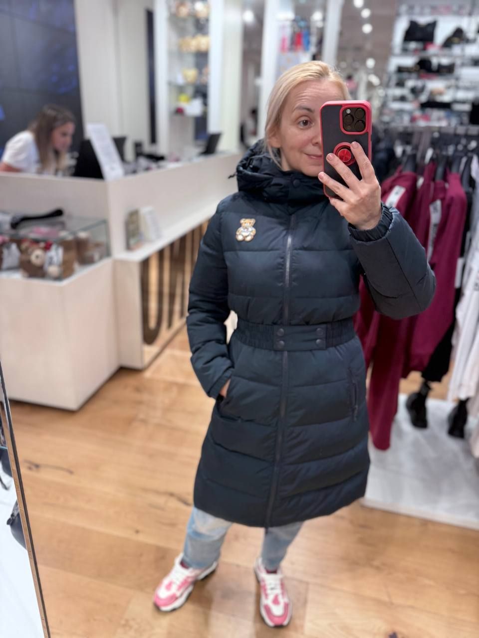 Пуховик Moschino