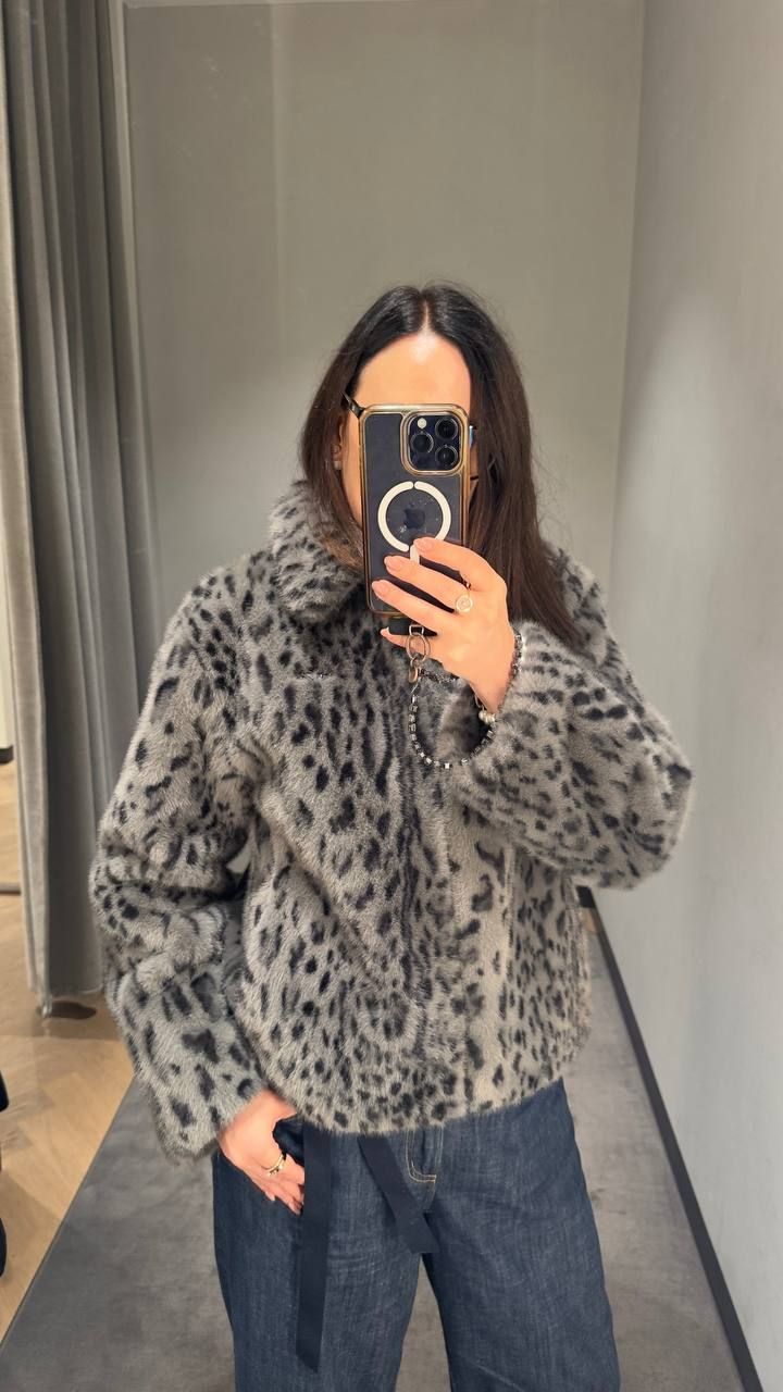 Шубка Karl Lagerfeld