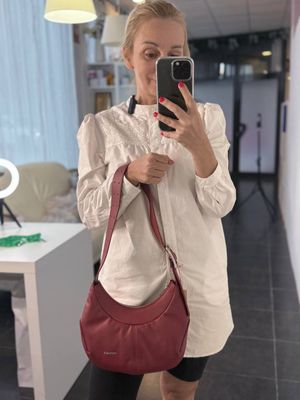 Сумка Coccinelle Nebula