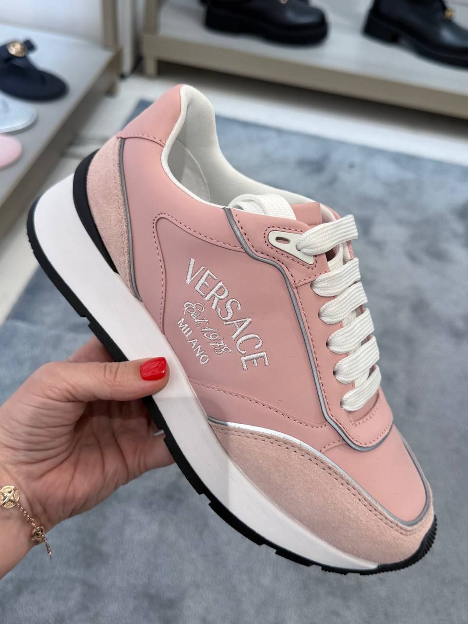 Кроссовки Versace