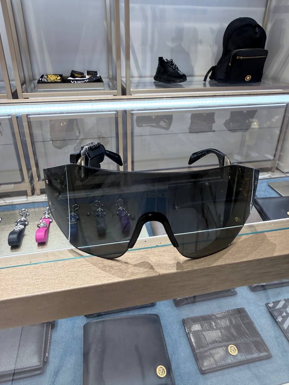 Солнцезащитные очки Versace VE2258