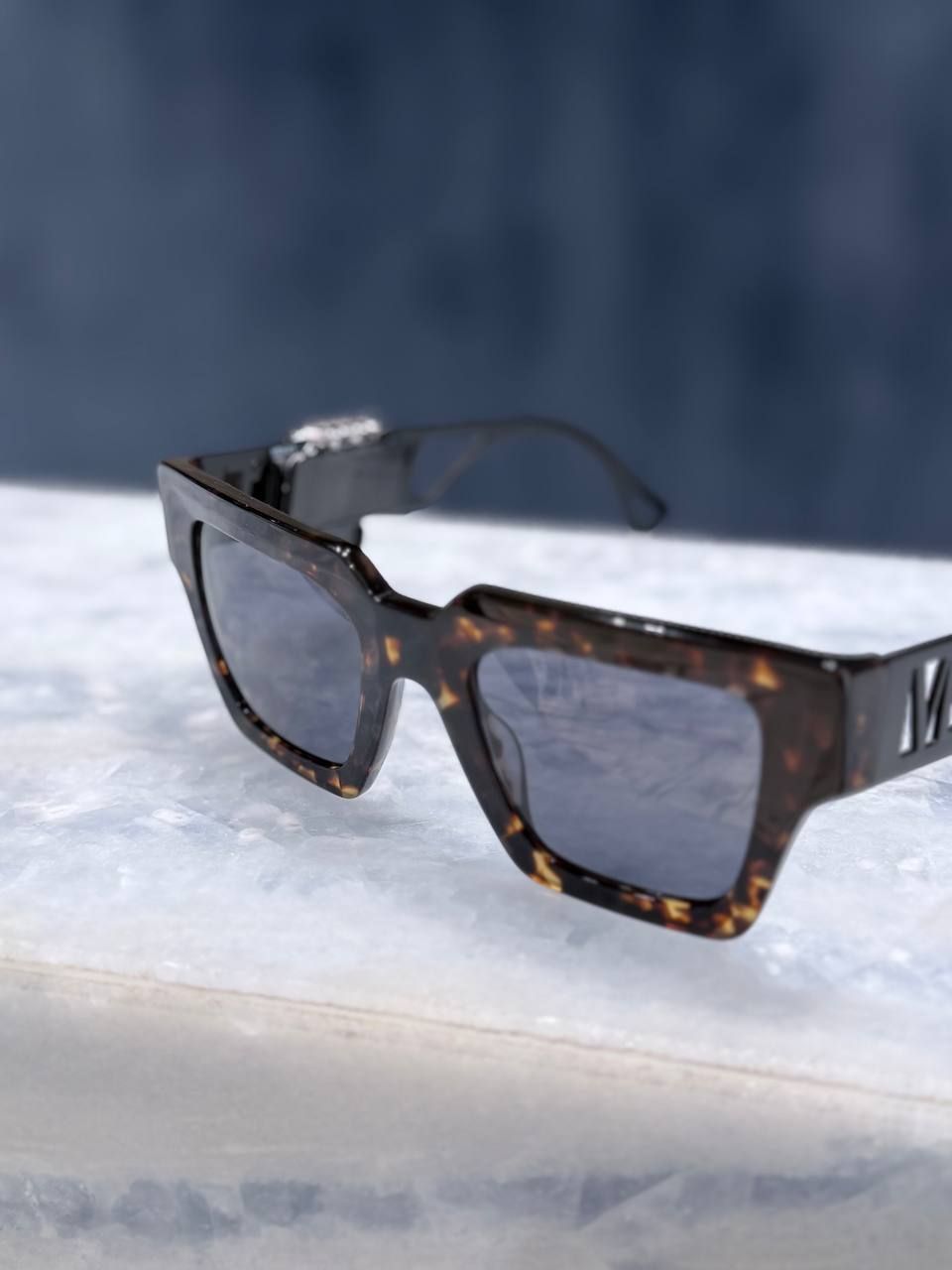 Солнцезащитные очки Versace VE4431