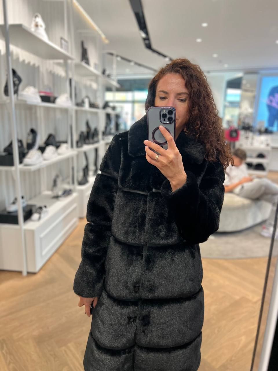 Шубка Karl Lagerfeld