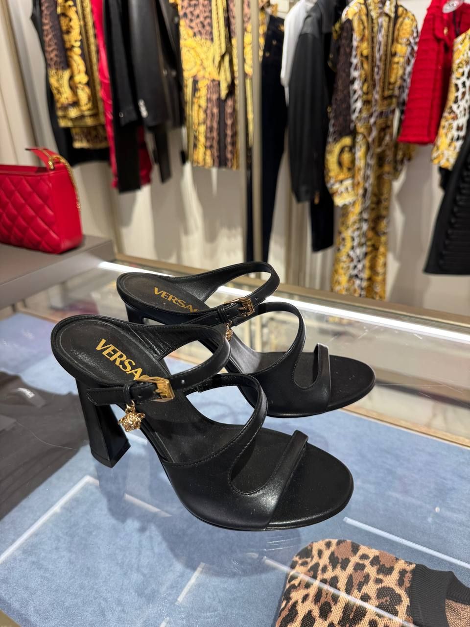 Босоножки Versace