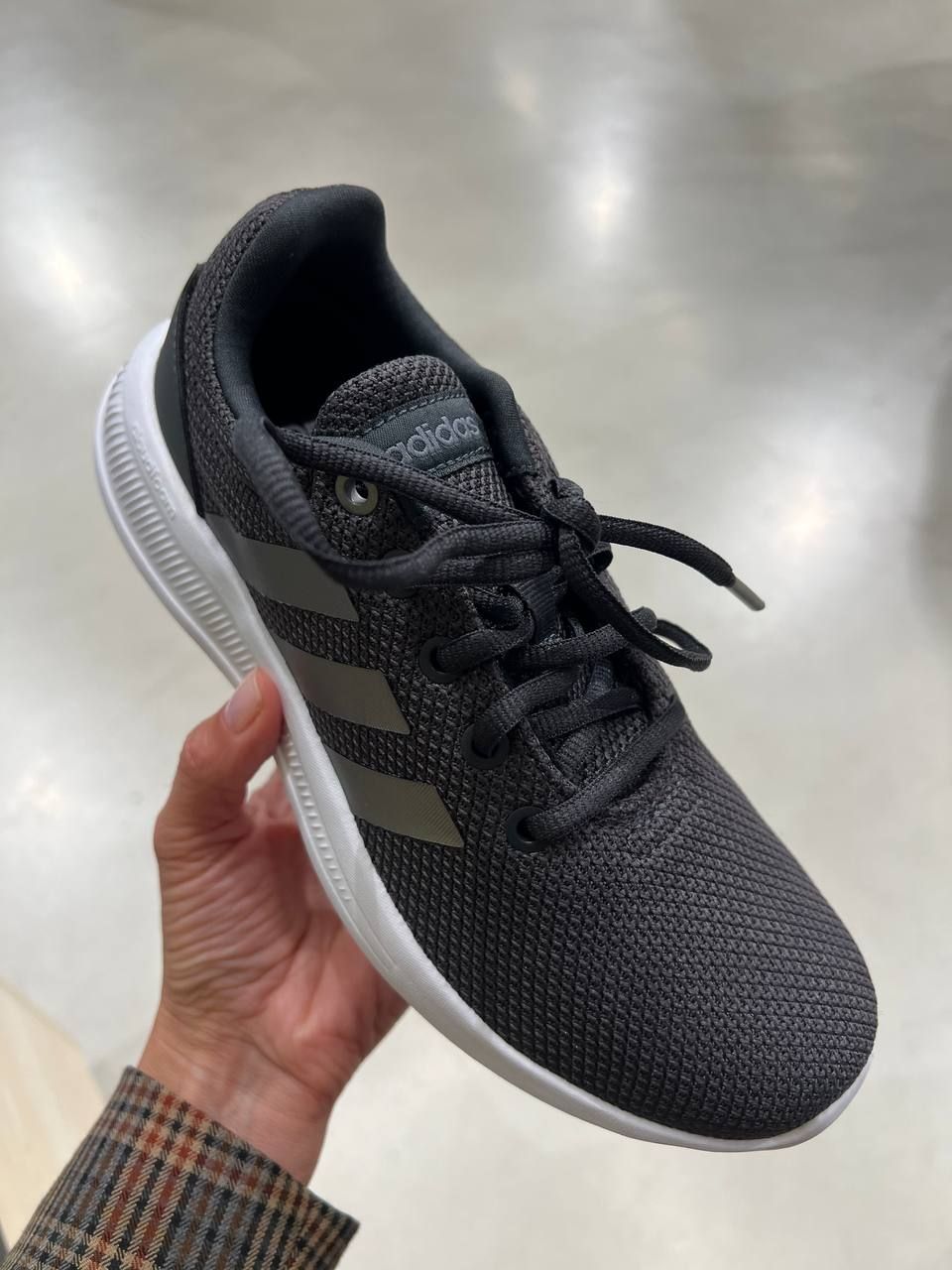 Кроссовки женские Adidas