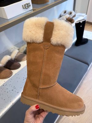 Сапожки UGG
