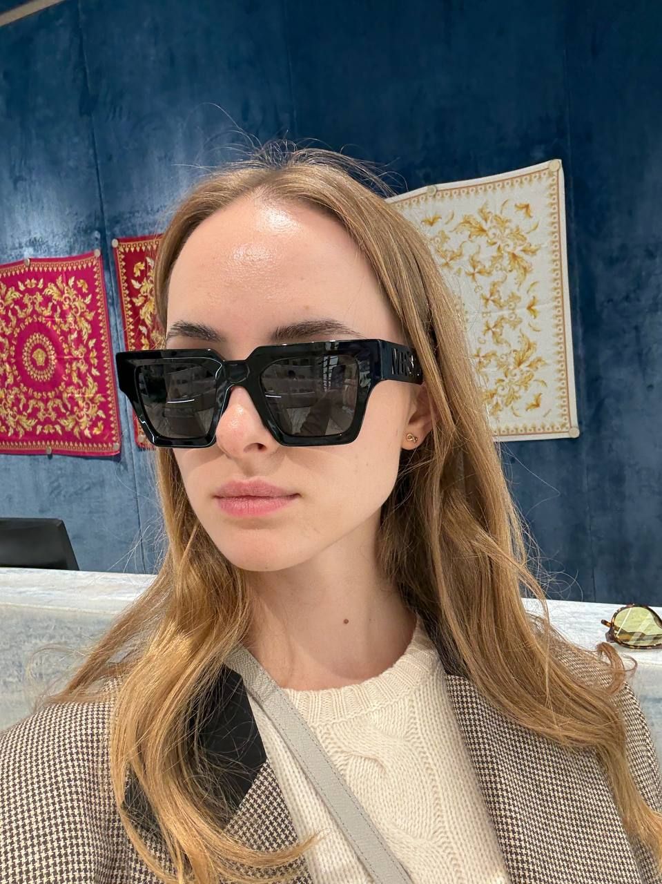 Солнцезащитные очки Versace VE4431F