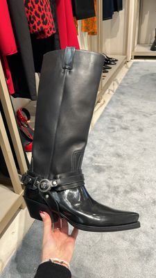 Сапоги Versace