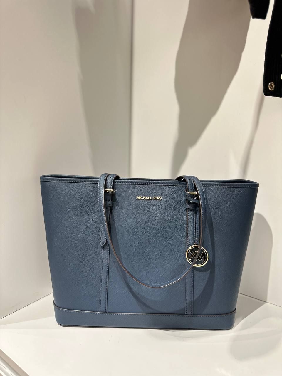 Сумка Michael Kors Jet set item