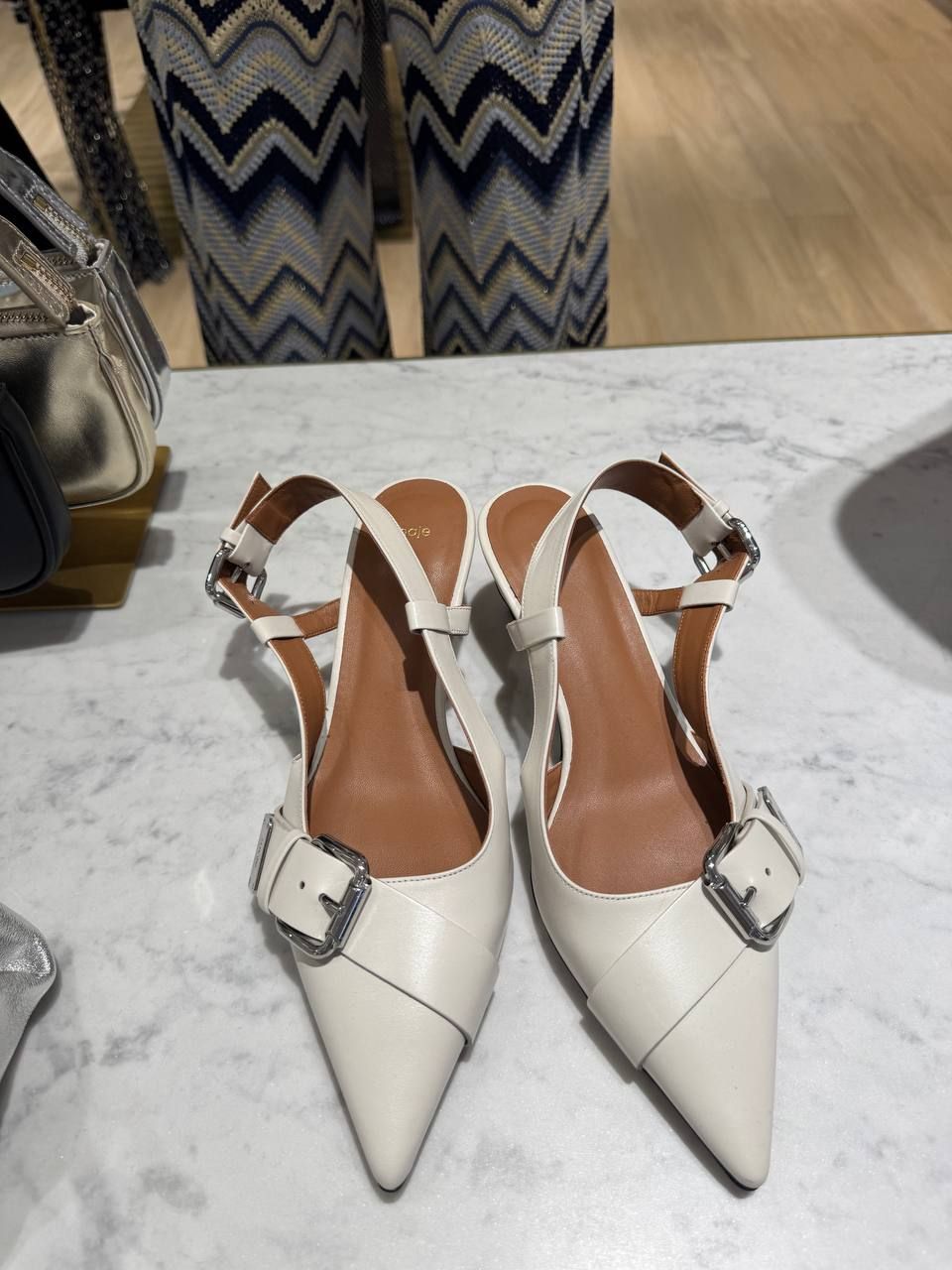 Слингбэки Maje