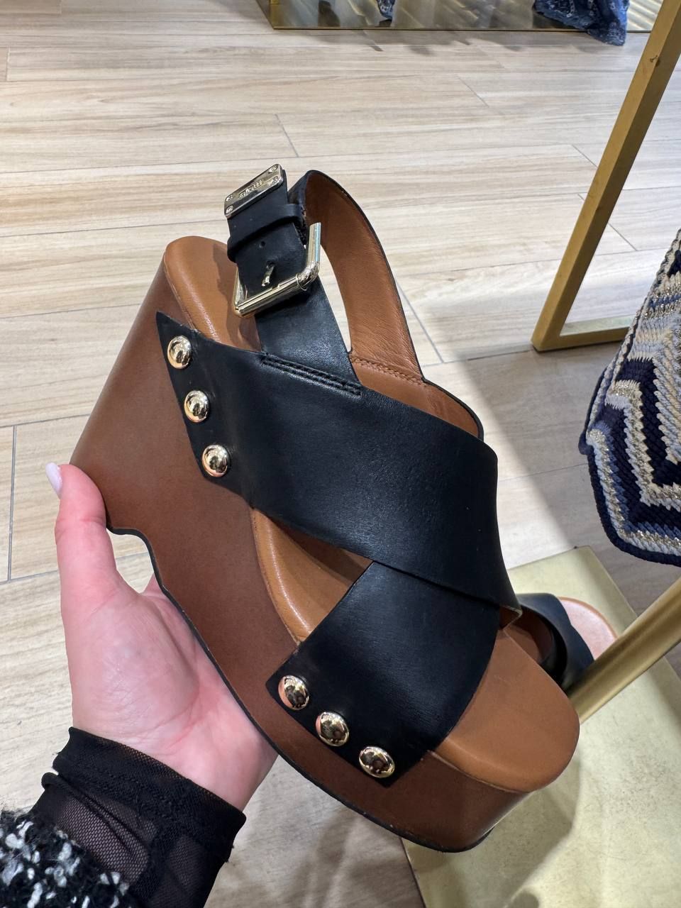 Босоножки Maje