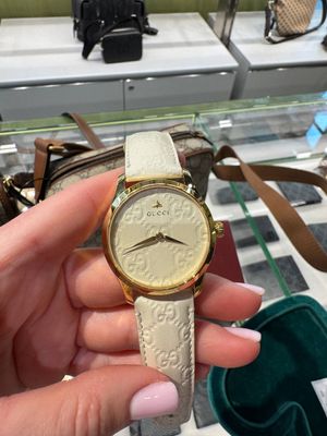 Часы Gucci
