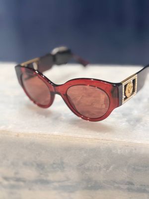 Солнцезащитные очки Versace