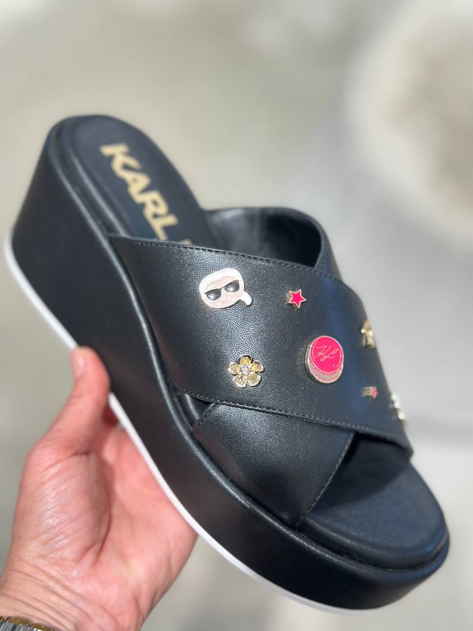 Шлепанцы Karl Lagerfeld