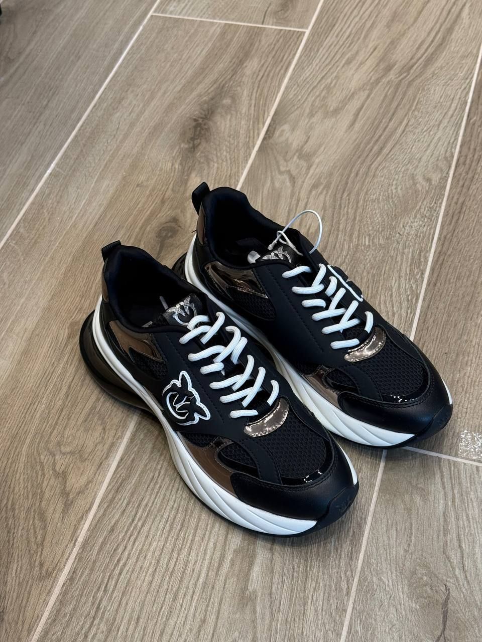 Кроссовки Pinko