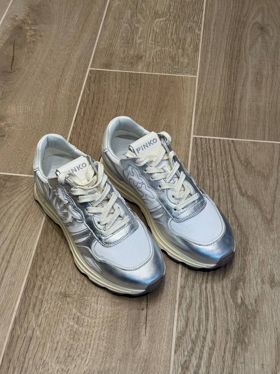 Кроссовки Pinko