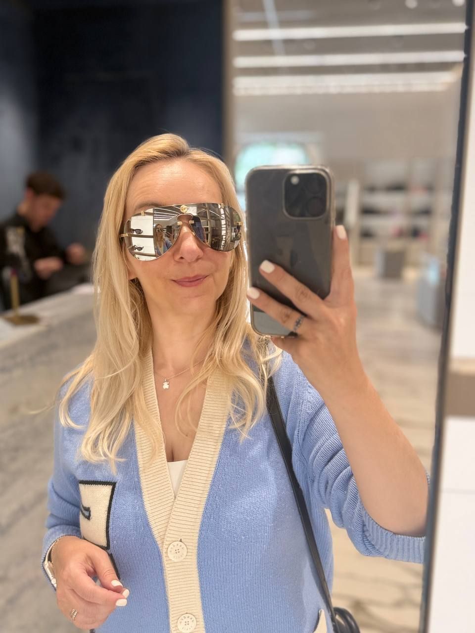 Солнцезащитные очки Versace