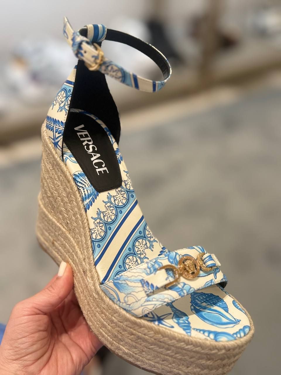 Босоножки Versace