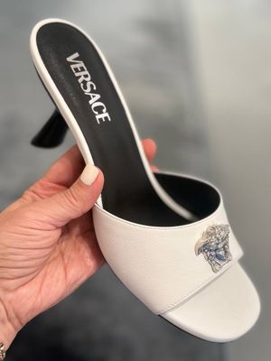 Босоножки Versace