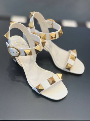 Босоножки Valentino