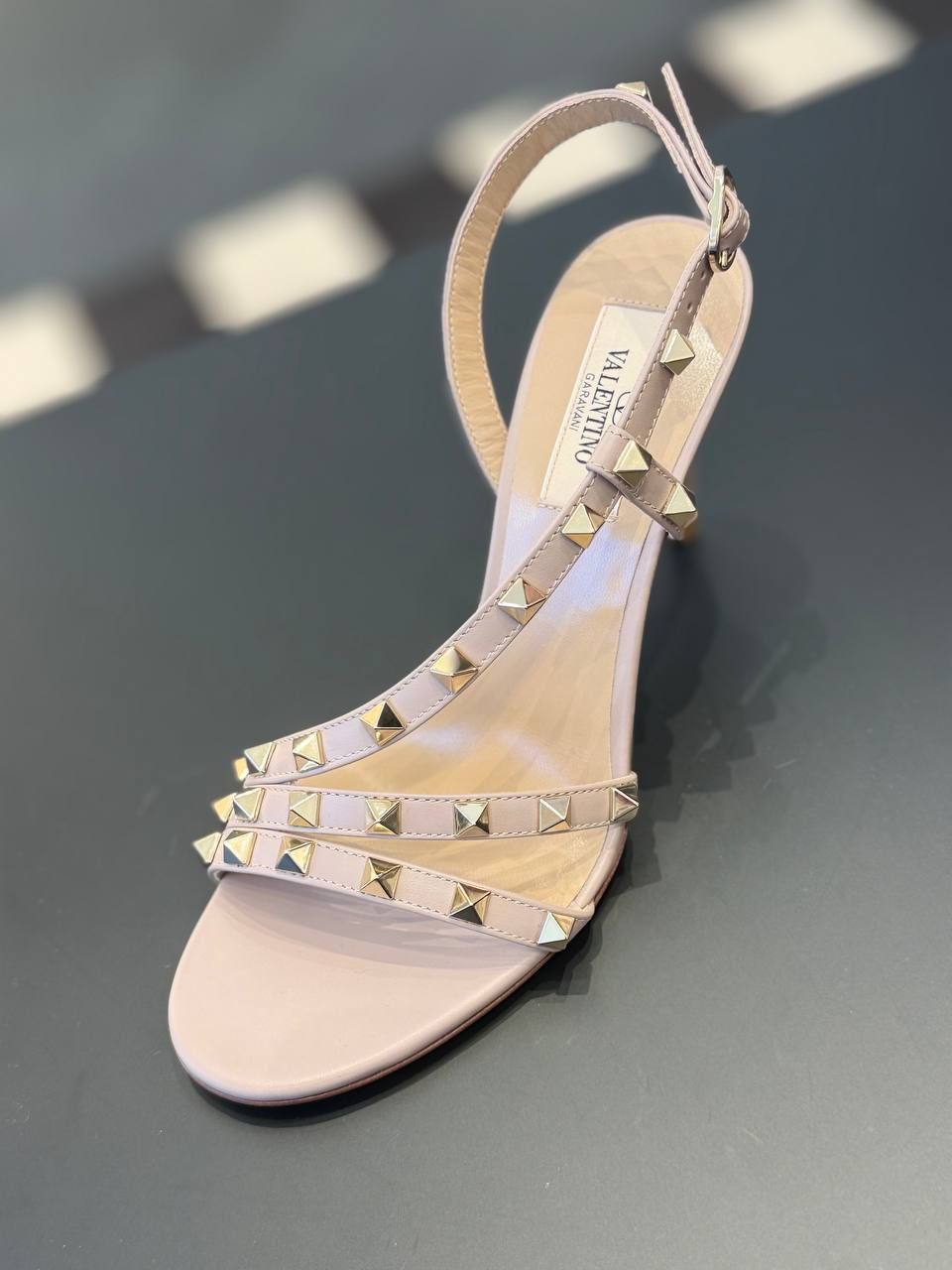 Босоножки Valentino