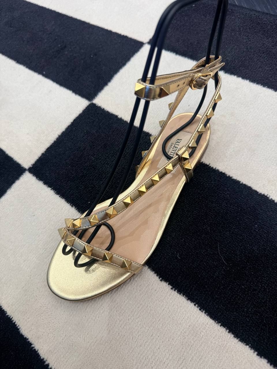 Босоножки Valentino