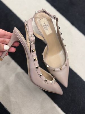 Слингбэки Valentino