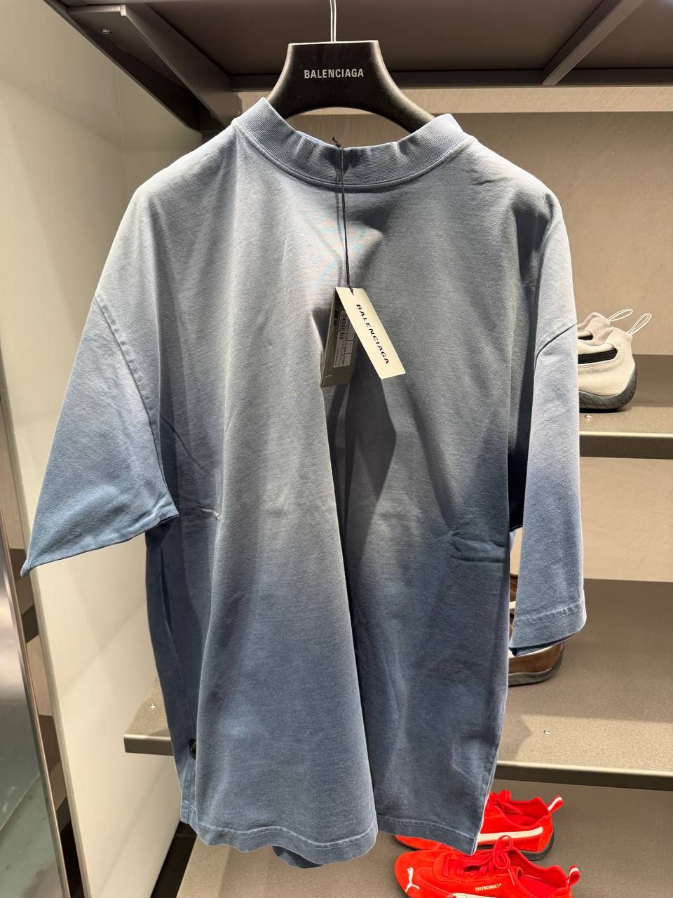 Футболка Balenciaga