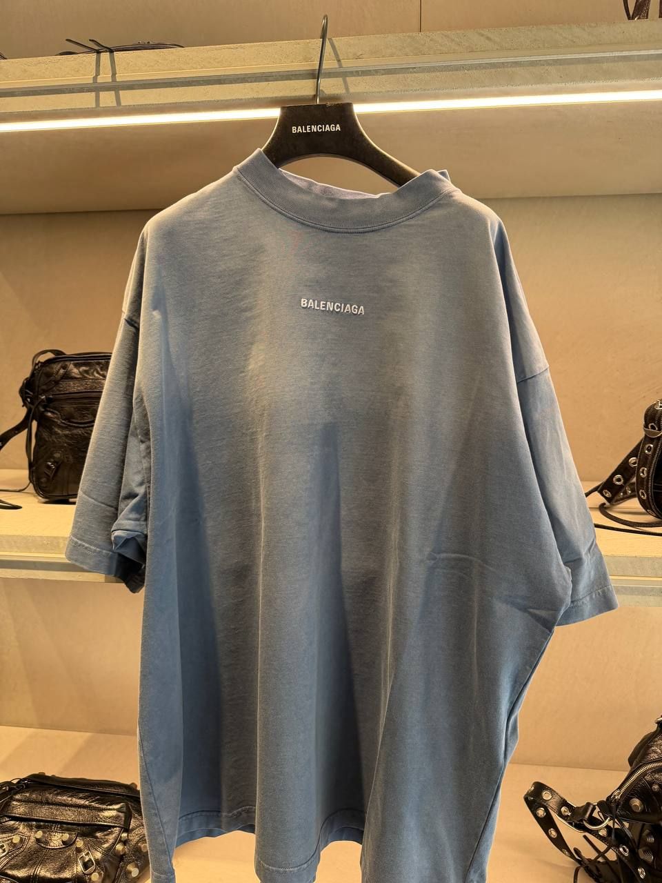 Футболка Balenciaga