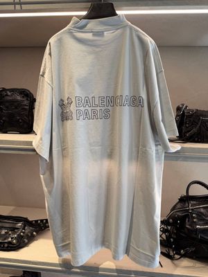 Футболка Balenciaga