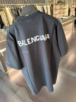 Футболка Balenciaga