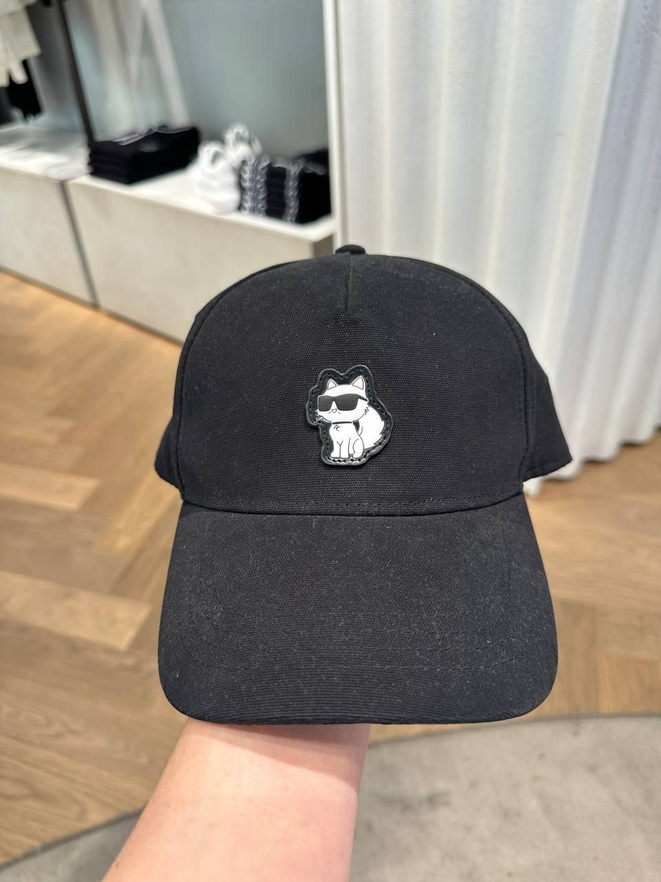 Кепка Karl Lagerfeld