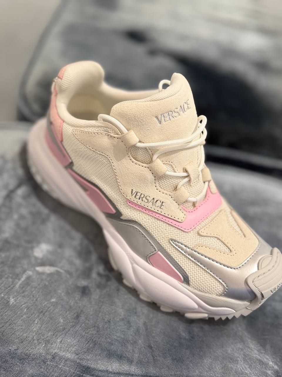 Кроссовки Versace