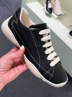 Кроссовки Prada