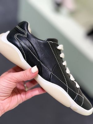 Кроссовки Prada