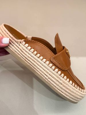 Мюли Prada