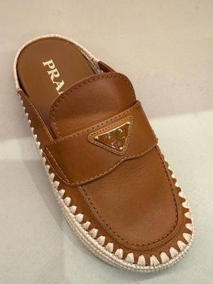 Мюли Prada
