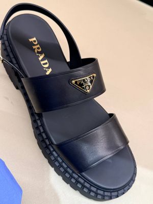 Сандалии Prada