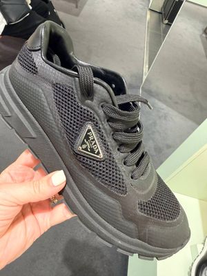 Кроссовки Prada