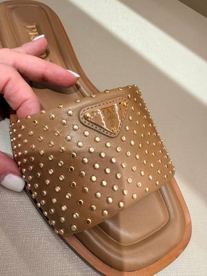 Шлепанцы Prada
