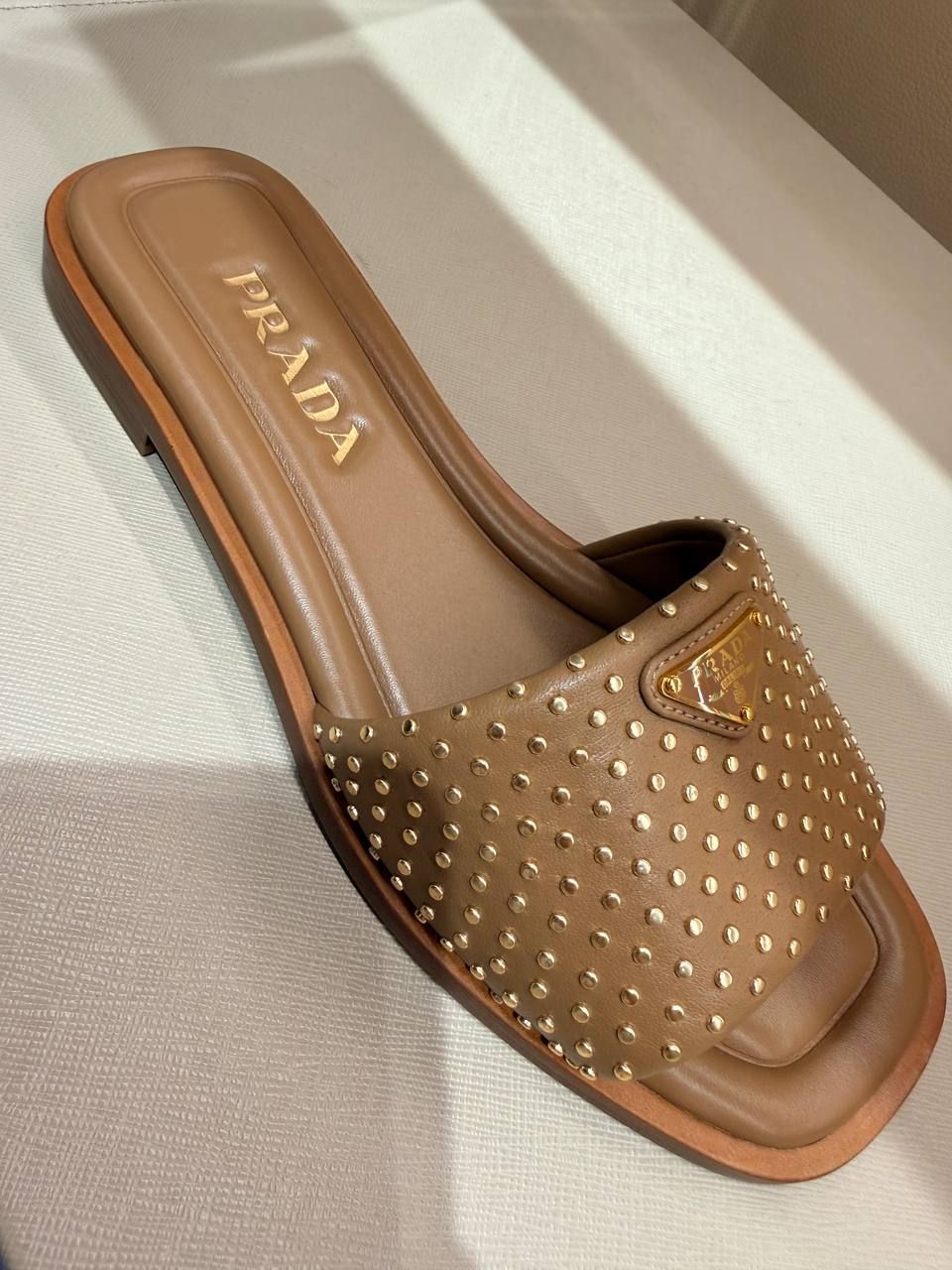 Шлепанцы Prada