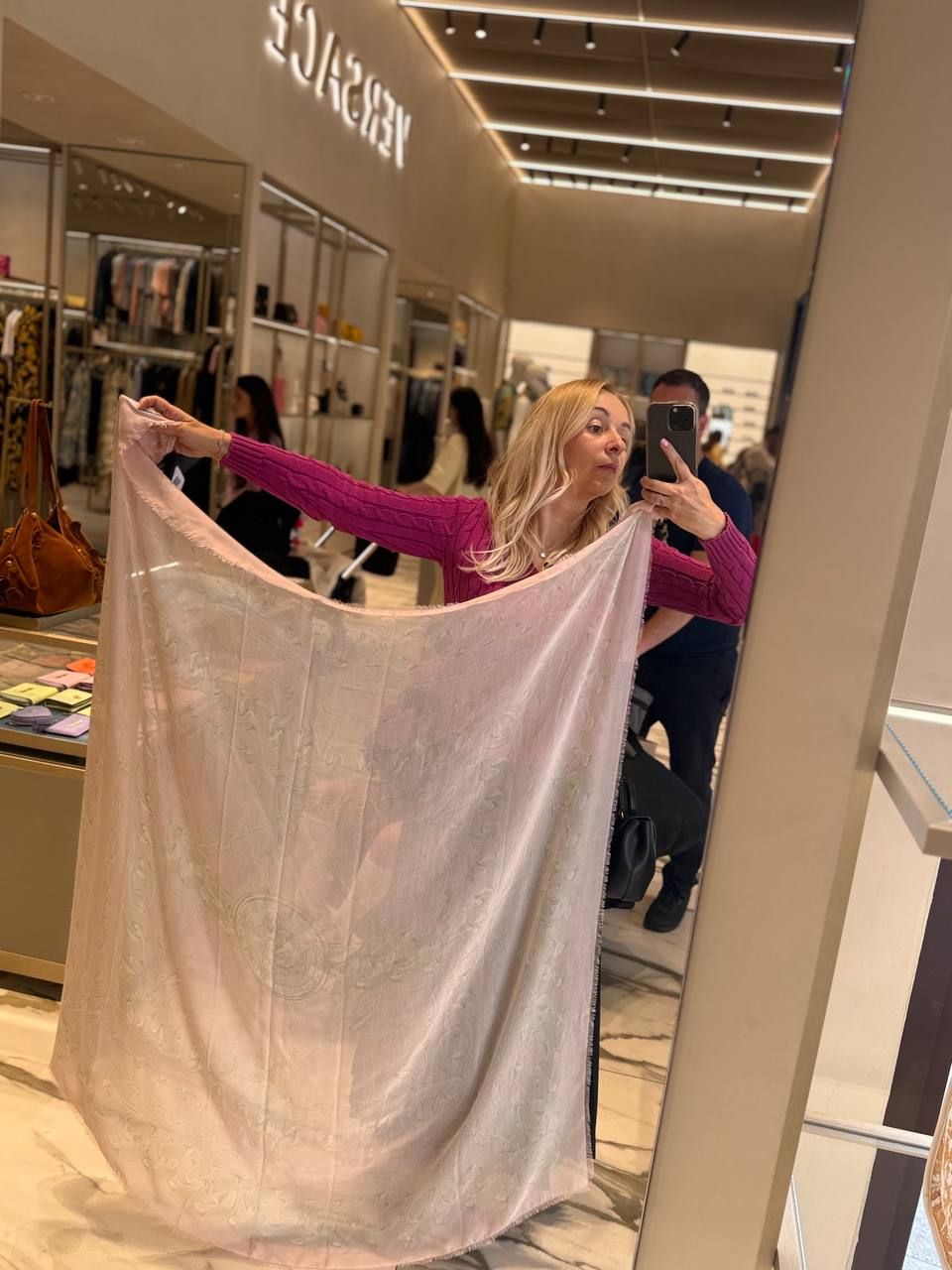 Шаль Versace