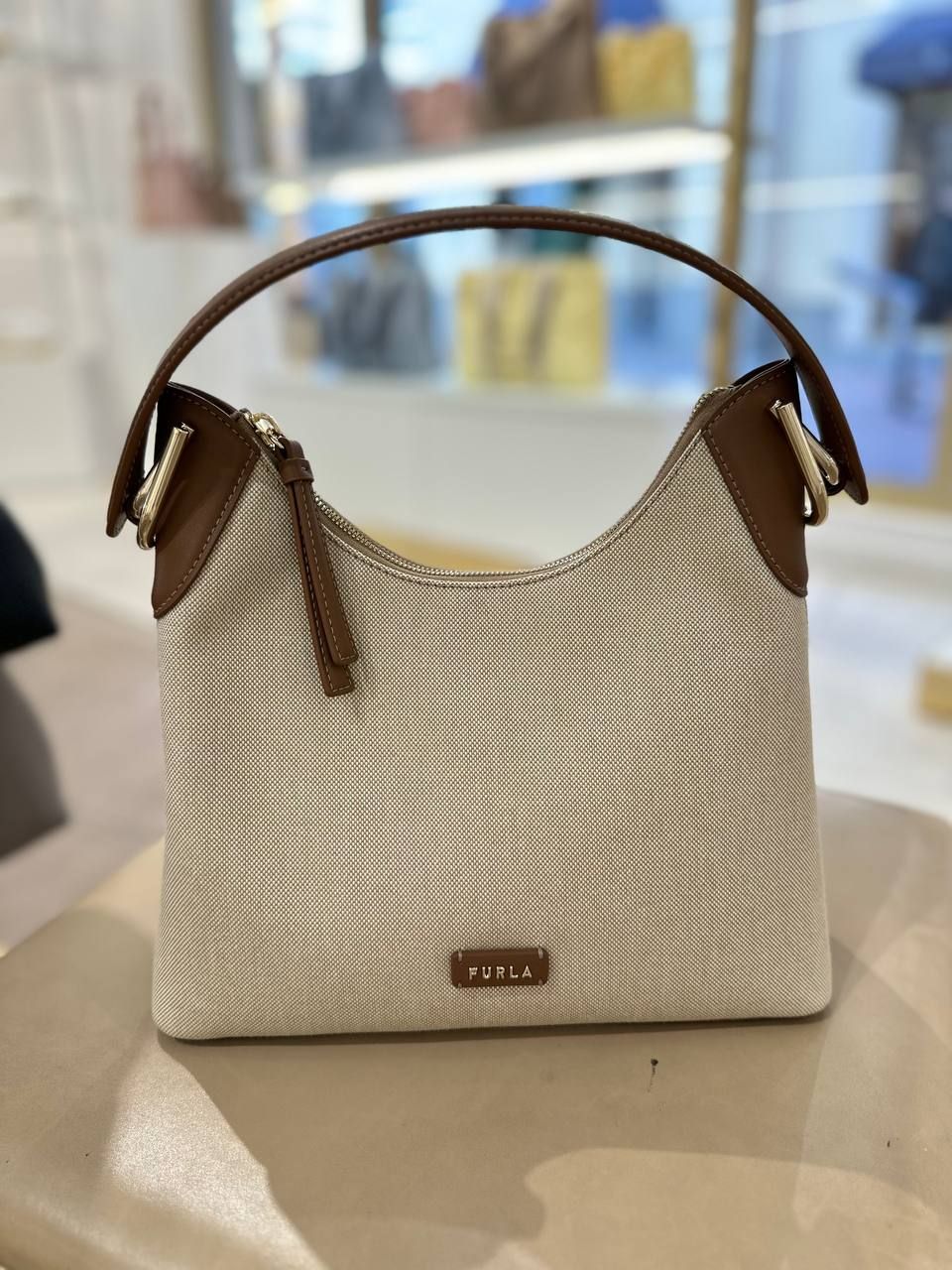 Сумка Furla Clarissa medium