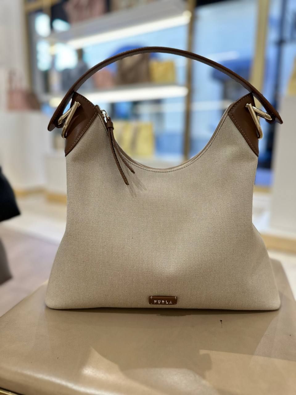 Сумка Furla Clarissa big