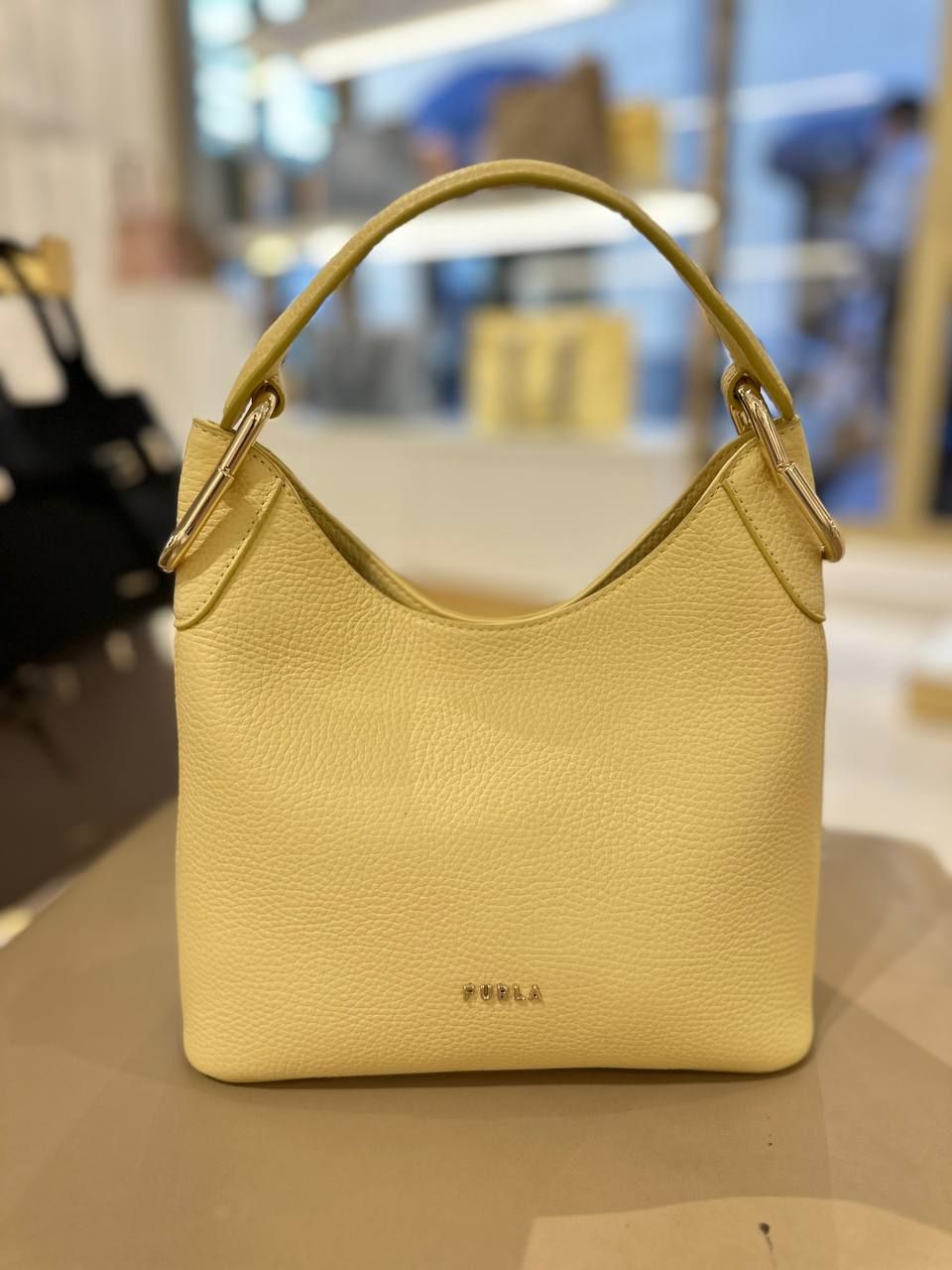 Сумка Furla Clarissa mini