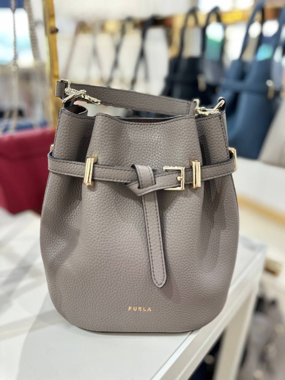 Сумка Furla Aura