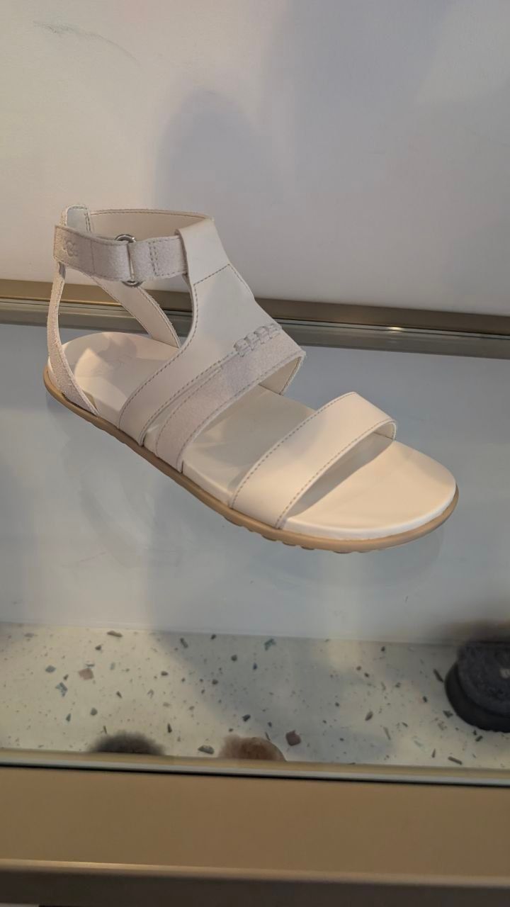 Сандалии UGG