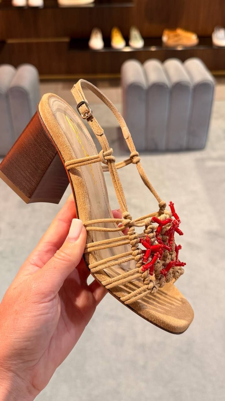 Босоножки Santoni