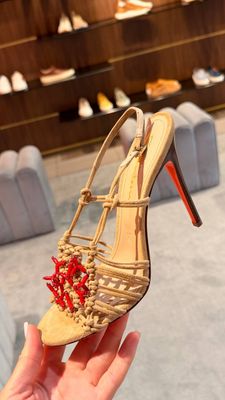 Босоножки Santoni